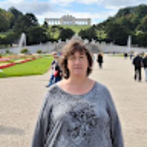 Meet your Posher, Amy